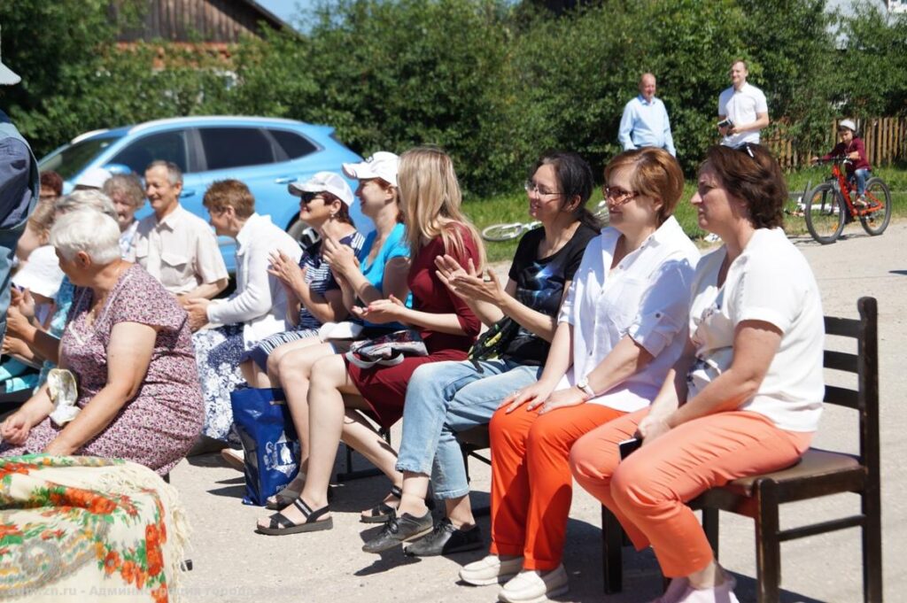 На улице Роща в Рязани состоялось мероприятие в честь Дня семьи, любви и верности