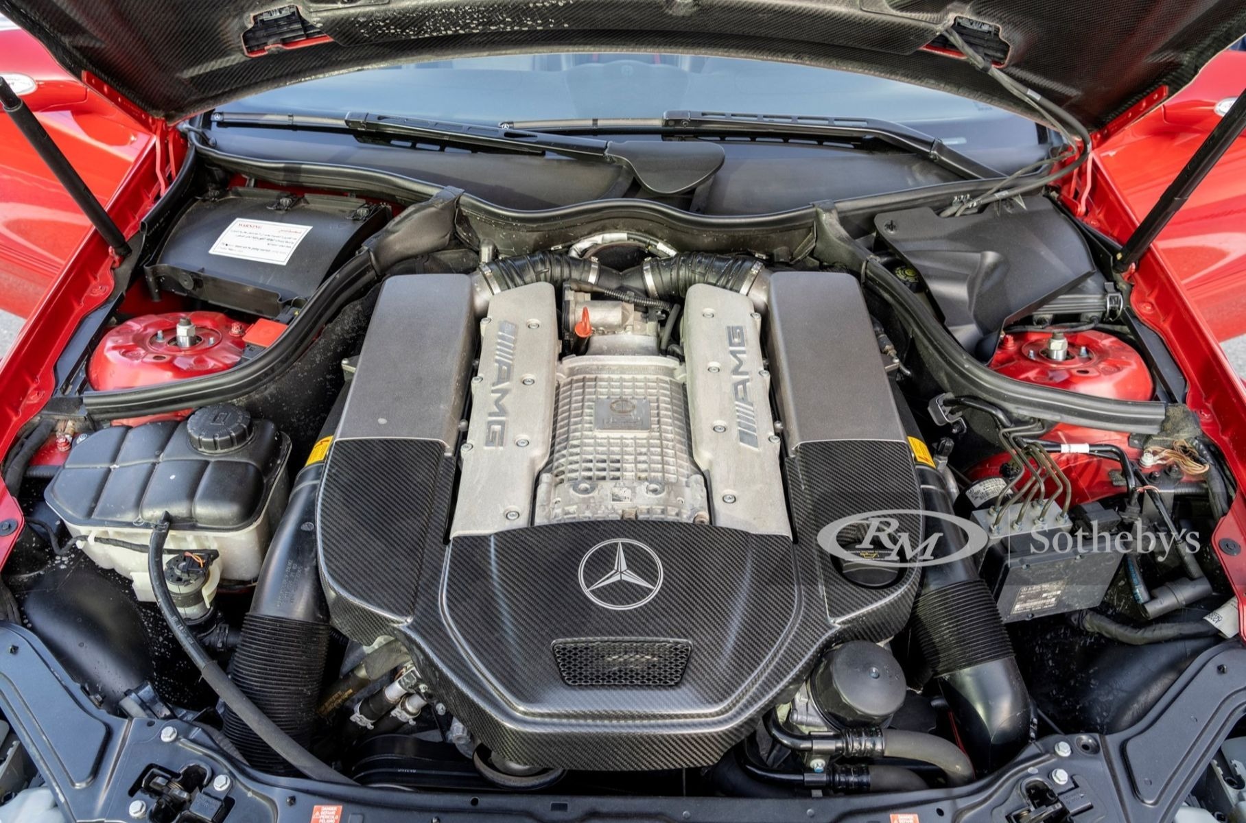 На продажу выставлен редкий кабриолет Mercedes-Benz CLK арабских шейхов На продажу выставлен редкий кабриолет Mercedes-Benz CLK арабских шейхов Новости