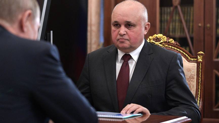 Губернатор Кузбасса Цивилев вернулся в офис после повторного заболевания COVID-19