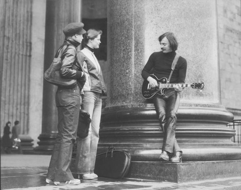 16 советских послевоенных фотографов: от аполитичной искренности к эротике и сюрреализму 16 советских послевоенных фотографов: от аполитичной искренности к эротике и сюрреализму