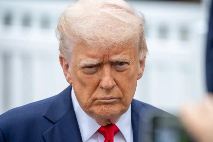 Дональд Трамп. Обложка © Shutterstock / FOTODOM / Joey Sussman