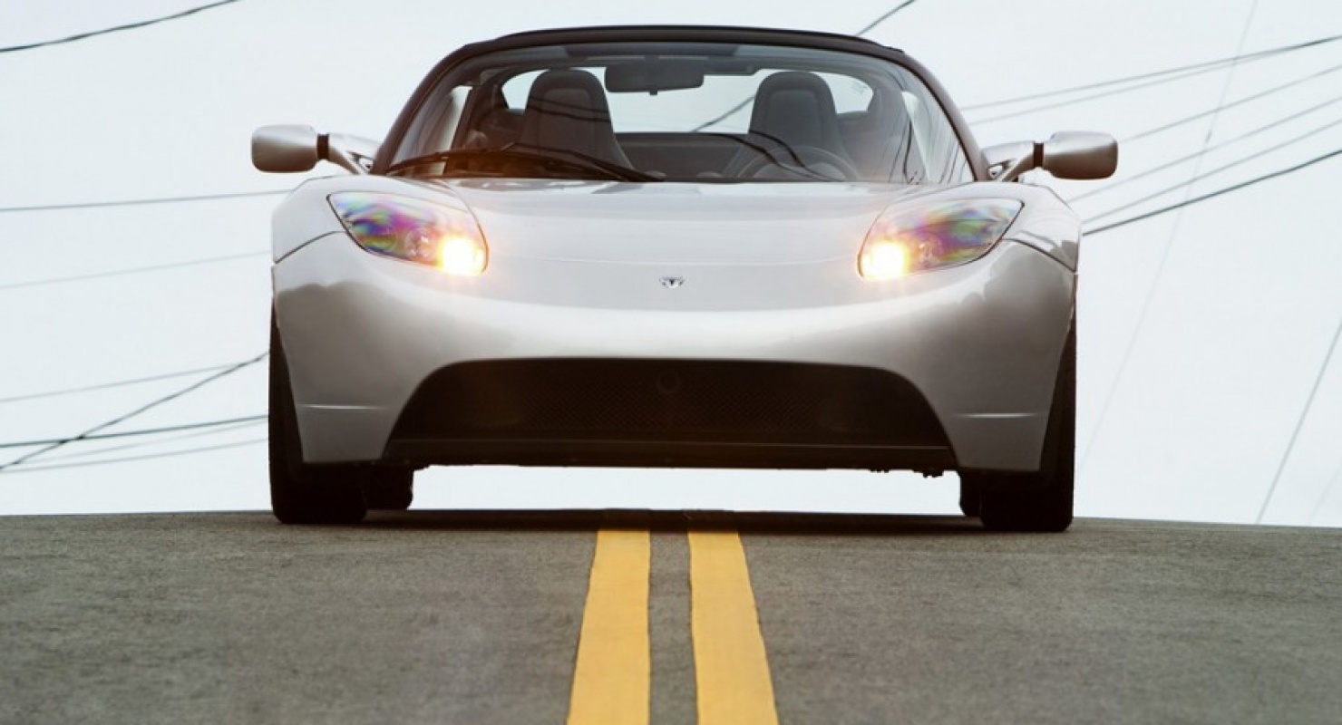 Tesla тратит на исследования в три раза больше других компаний-производителей