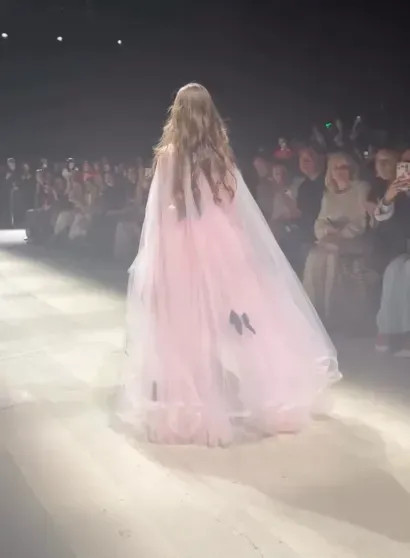 Звёздные наследники: дети Бондарчука, Дайнеко и других знаменитостей вышли на подиум