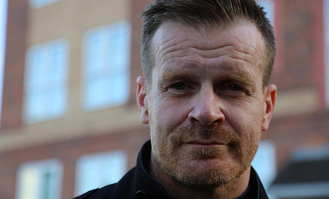 Мужчина стал находить дома записки, а через неделю выяснилось, что оставлял их он сам