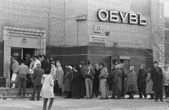 Почему в тапочках ходят по дому только русские тапки, обувь, очень, тапочки, чтобы, носить, домашние, только, которые, использовали, стали, после, обуви, советские, домашняя, России, времена, чувяки, Советские, собой