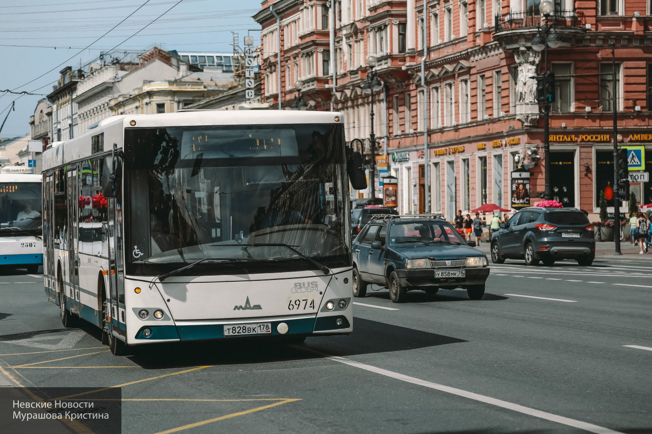 Общественный транспорт санкт петербурга работает