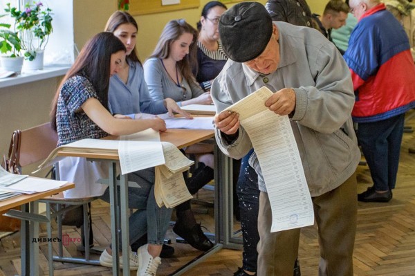 У вас весь кандидат – комик! новости,события,политика