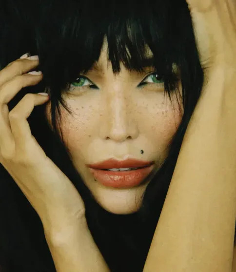 Жена Александра Цекало Дарина Эрвин снялась в 