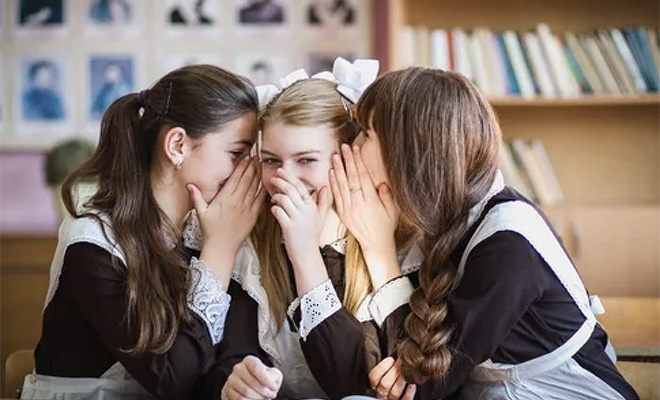 Какие запреты были для советских школьниц: 5 главных запретов Культура