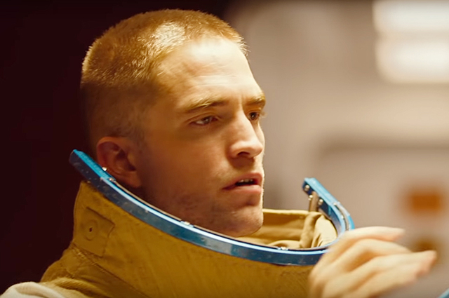 В сети появились первые кадры космического секс-триллера В сети появились первые кадры космического секс-триллера