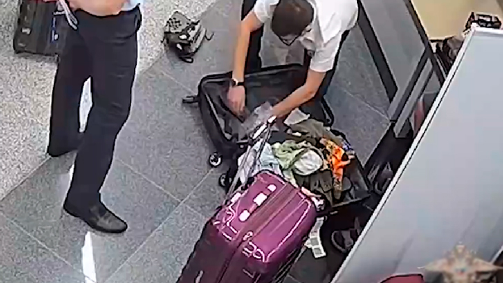 НАРКОТИКИ ДЛЯ ШКОЛЬНИКОВ ОТ ГОСДЕПА: АМЕРИКАНСКИЙ ДИПЛОМАТ НАЛАДИЛ ПОСТАВКИ В МОСКВУ геополитика