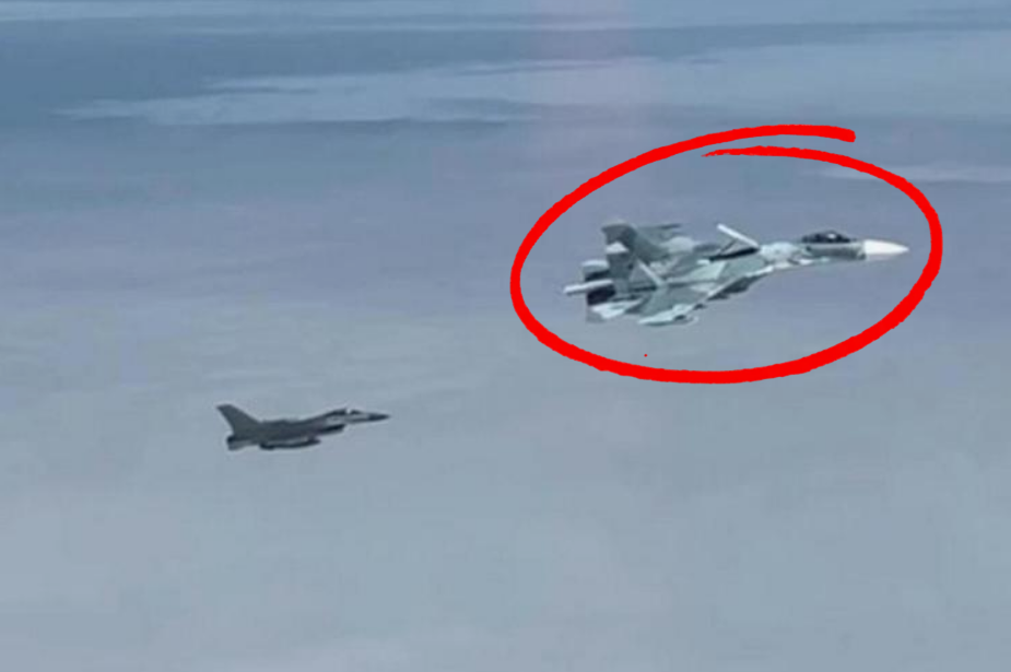 Пилот российского Су-27П неожиданно поднялся над кабиной пилота F-16 немного махнув крыльями: разбор и обозначение этого мощного жеста