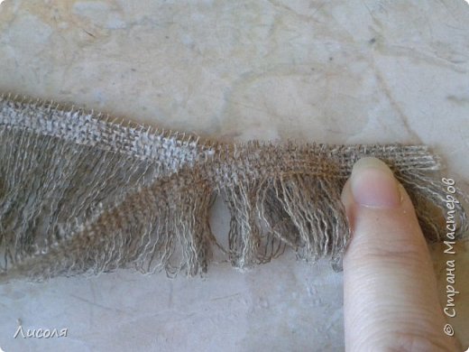 Небольшая иллюстрация к процессу создания очаровательных цветочков из мешковины Небольшая иллюстрация к процессу создания очаровательных цветочков из мешковины женские хобби