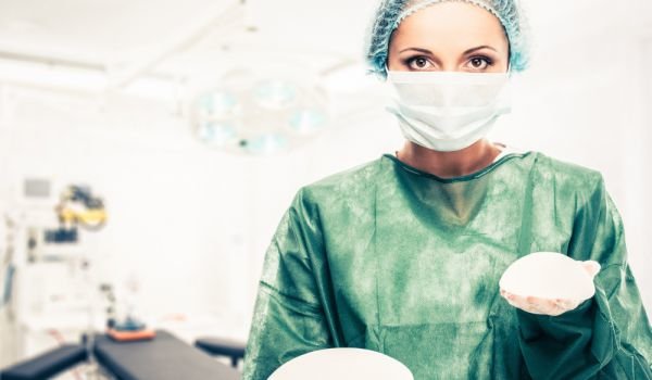 Удаление грудных имплантов-как и зачем?