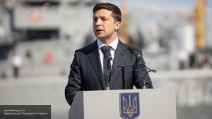 Оскорбленный Зеленским чиновник пригрозил президенту Украины судом