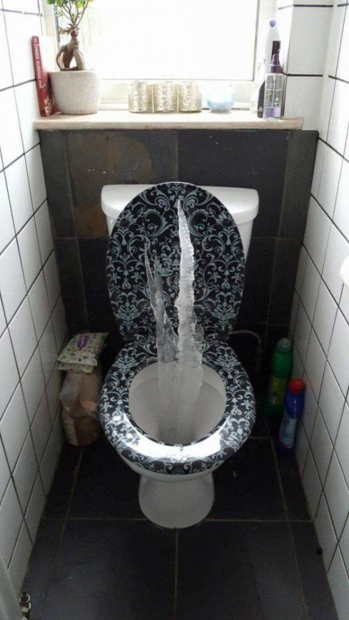Что то странное происходит?! Что то странное происходит?!