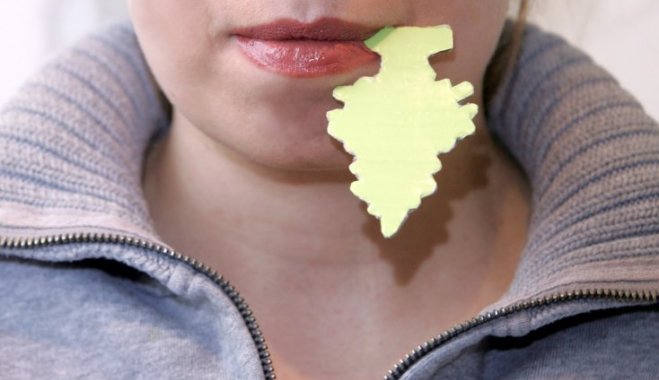 Не лизать, не кусать, не трогать: 9 невинных вещей вокруг нас, которые на самом деле токсичны безопасный дом