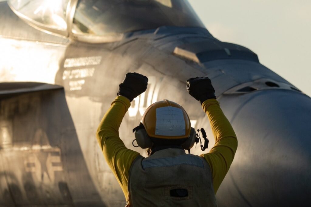 Депутат Гурулев констатировал начало третьей мировой войны