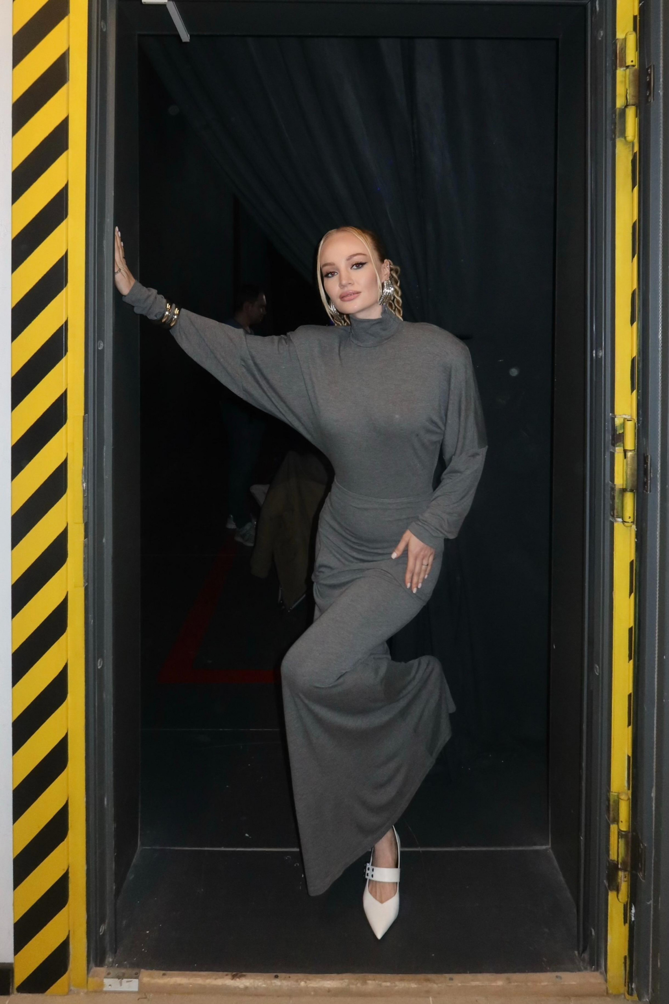 Блогер Марина Слыхова: «Ни одна книга не объяснит вам, какой это стресс — роды и материнство» очень, детей, после, когда, детьми, родах, знаете, советы, родов, постоянно, Сейчас, старшей, просто, сейчас, дочери, стали, первые, ребенком, должен, такого