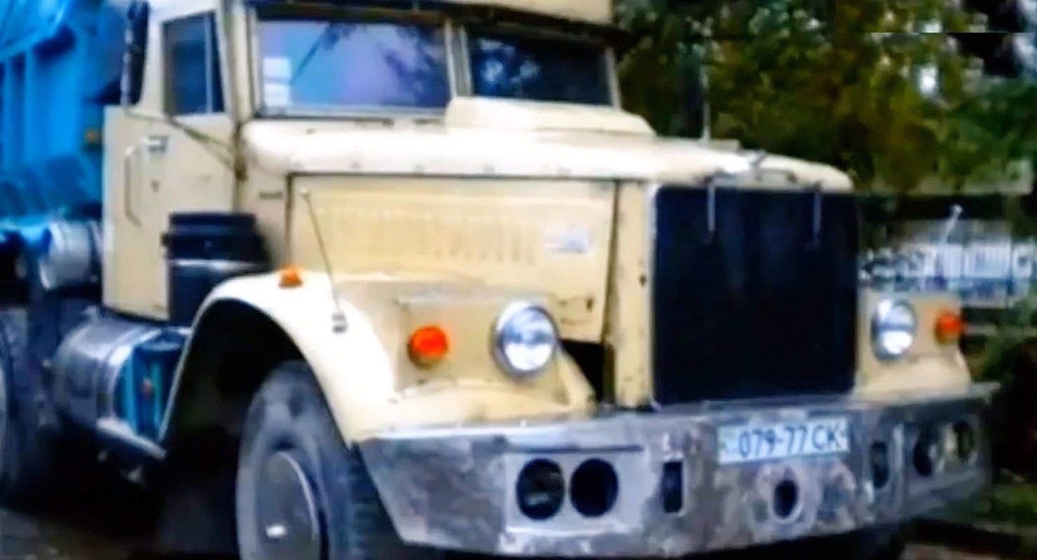 Сын преобразил старый КрАЗ отца