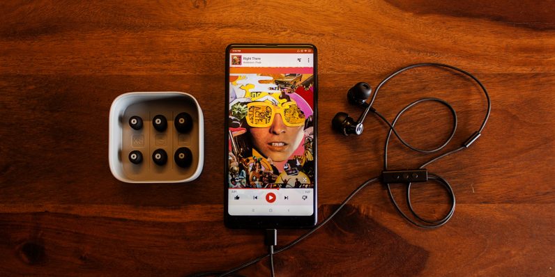 Xiaomi’s noise-canceling earbuds are the best USB-C accessory under $50