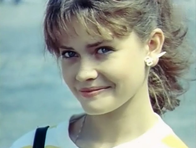 Обаятельная актриса из криминальных комедий 90-ых Анна Назарьева