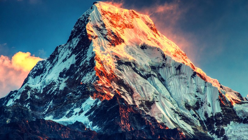 Погибших на Эвересте укроют саваном: российские альпинисты готовят уникальную экспедицию альпинист, саван, эверест, экспедиция