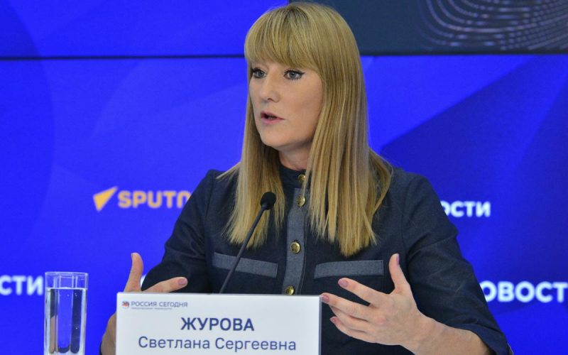 Журова назвала русофией предложение мэра Парижа по «россиян-беженцам»