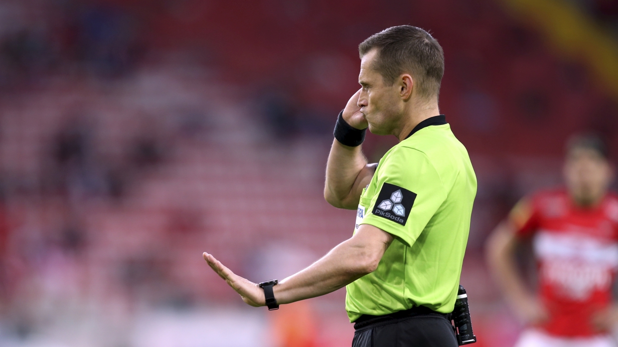 Комментарии ненастоящего Безбородова по поводу избиения сына Пьехи гуляют по Сети