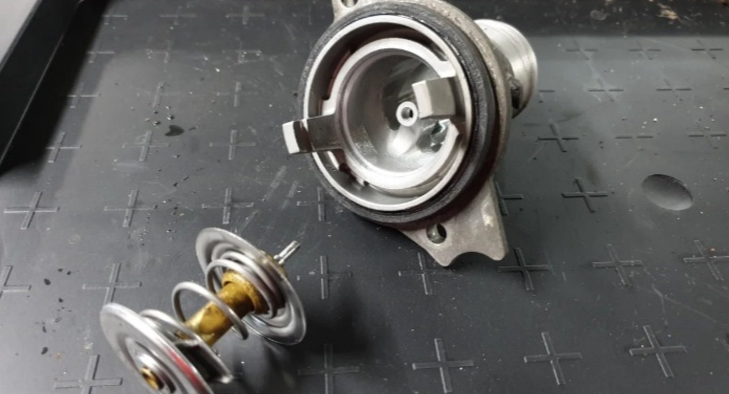 Как восстановить термостат в автомобиле?