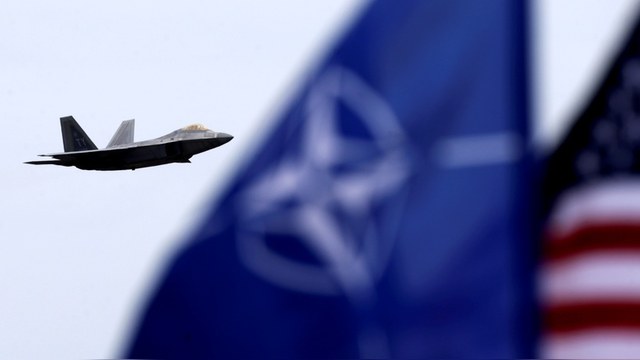 Xinhua: В новой холодной войне за интересы США страдает «лакей» Европа