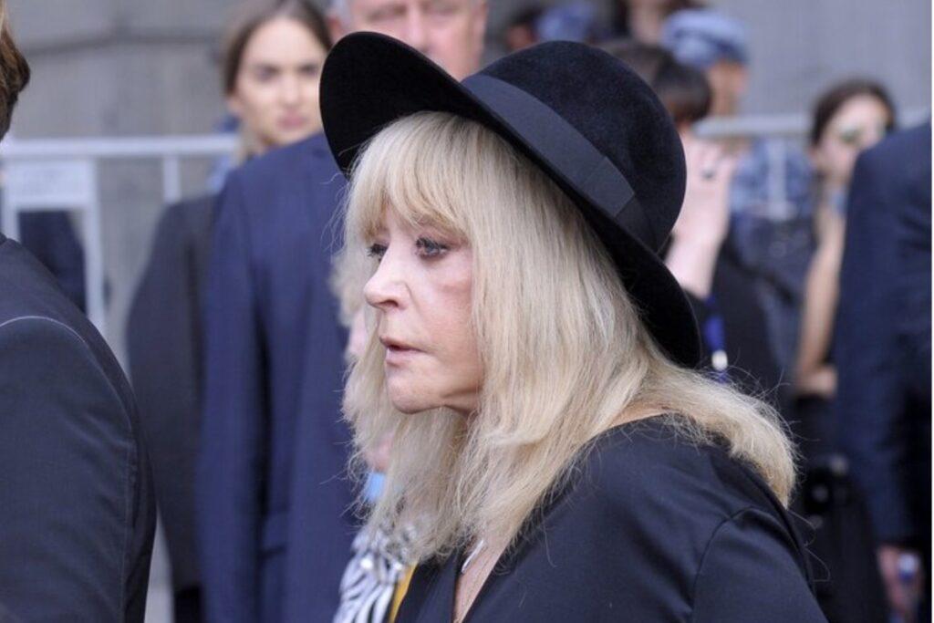 Суд оставил без движения иск ветерана к Пугачевой