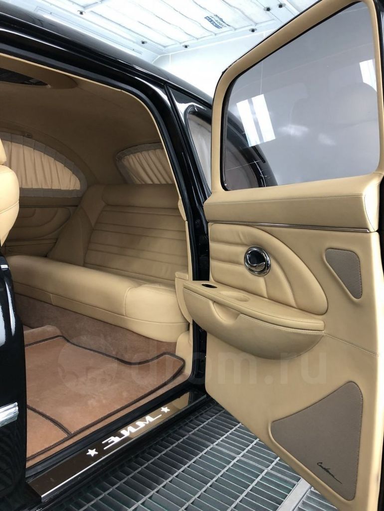 В Новосибирске продают ЗИМ с современной начинкой В Новосибирске продают ЗИМ с современной начинкой автомобиль,Россия,тюнинг