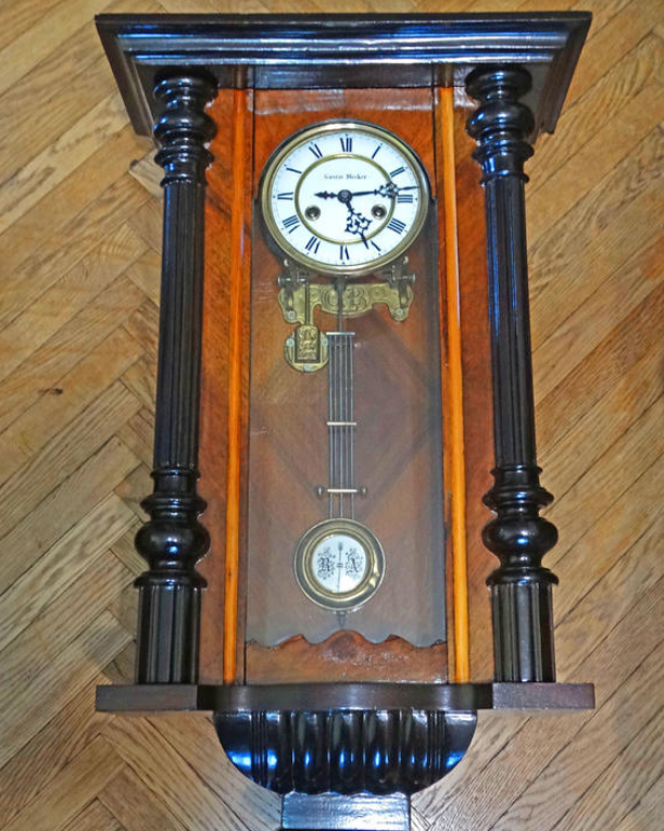 Реставрация корпуса старинных часов Густав Беккер. Шаг за шагом 