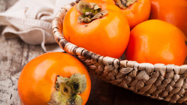 Что делать, если хурма сильно вяжет во рту — хватит мучиться - похожая новость на Toplenta