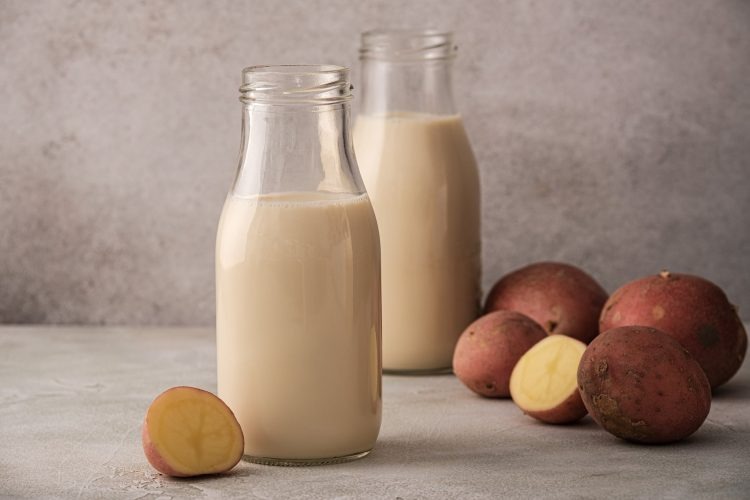 Картофельное молоко — новый хит среди продуктов правильного питания вегетарианство,еда и напитки,ЗОЖ,правильное питание,продукты питания