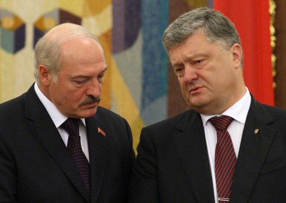 Александр Лукашенко и Петр Порошенко. Фото: GLOBAL LOOK press