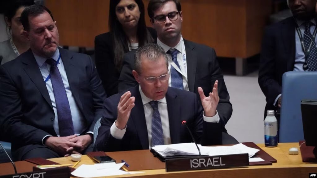 ООН полностью лишилась легитимности, — постпред Израиля в ООН о принятой арабской резолюции в Генассамблее, в которой не упоминаются действия ХАМАС

«Сегодня день, который войдет в историю как пример