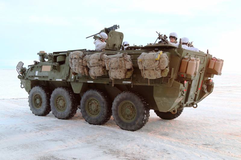 БТР Stryker для Украины оружие