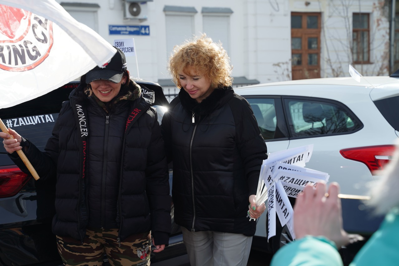 В Твери прошел автомобильный пробег в поддержку спецоперации на Украине