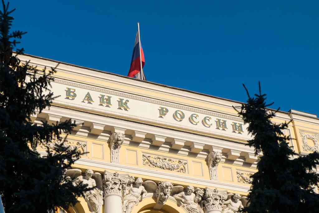 Объем неплатежей в экономике России превысил 8 трлн рублей