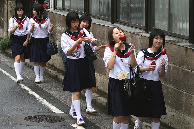 Как в Японии учатся будущие трудоголики школы, школе, средней, экзамены, начальной, ученики, школу, старшую, может, университет, Токио, школах, старших, японских, обычно, поступить, поступления, обучения, также, уроков