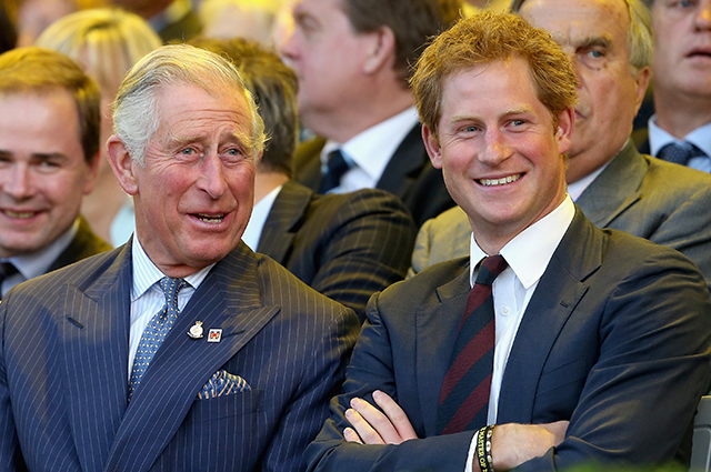 Королевская семья обеспокоена выходом предстоящих мемуаров принца Гарри: 