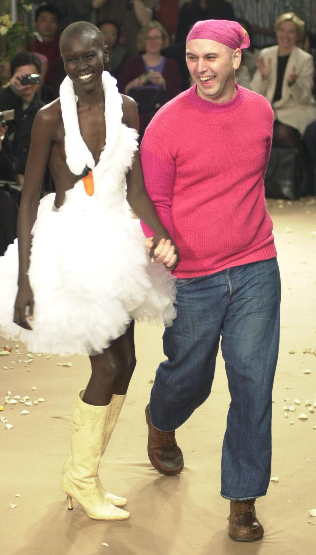 Показ Marjan Pejoski, 2001