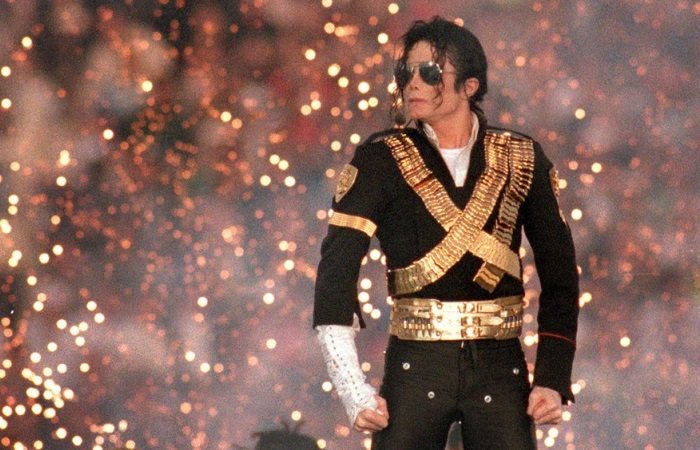 Майкл Джексон: новые тайны его семьи Заморские звезды,Майкл Джексон,музыкант,певец,скандалы,ул,Красной Звезды [1375024],шоу-бизнес