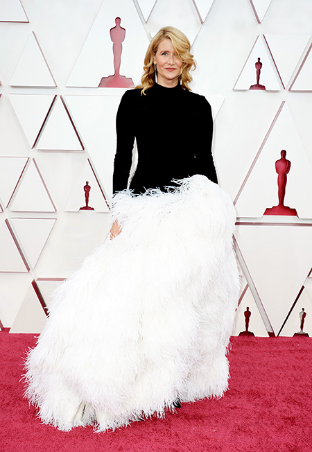 Кэри Маллиган, Аманда Сейфрид, Марго Робби: самые яркие образы церемонии ОСКАР Звезды,Красная дорожка