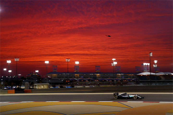 Зачем в Формуле-1 проводят ночные гонки Зачем в Формуле-1 проводят ночные гонки автомобили,автомобиль,автоновости,машины