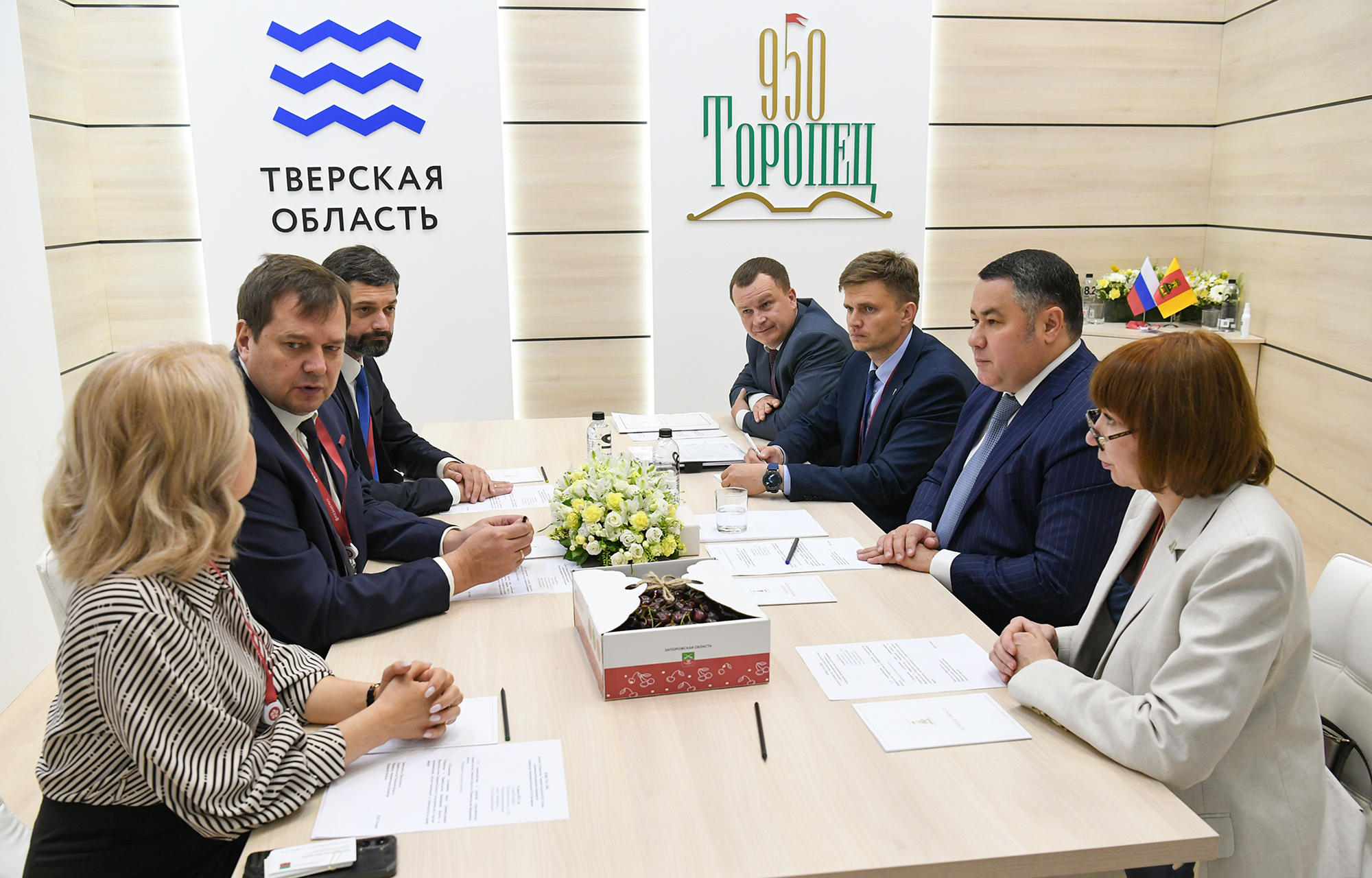 Губернатор и врио губернатора Запорожской области подписали соглашение о сотрудничестве