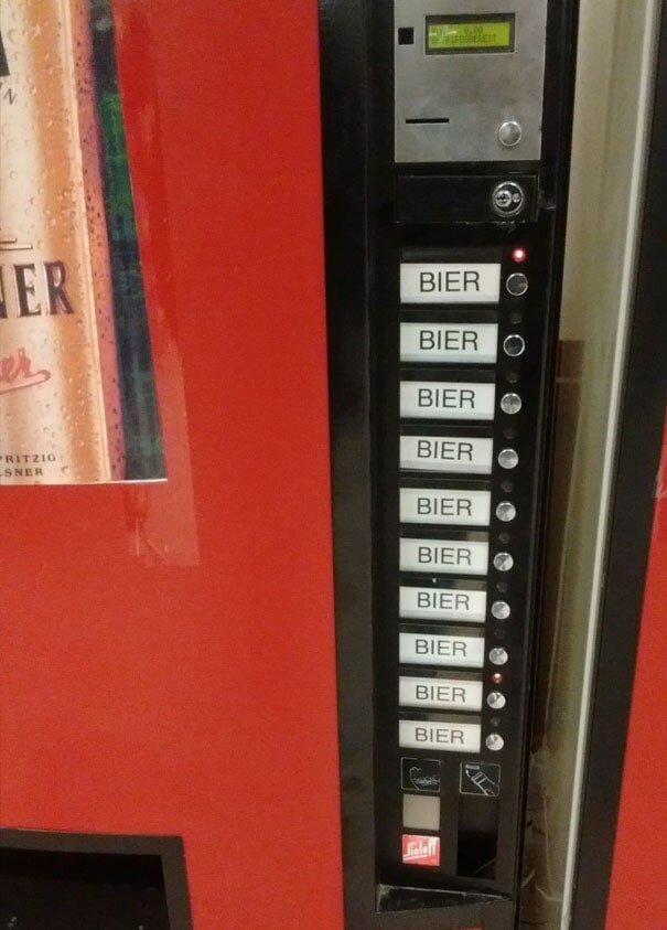 20 снимков из серии «Тем временем в…», которые высмеивают стереотипы о разных городах и странах 20 снимков из серии «Тем временем в…», которые высмеивают стереотипы о разных городах и странах мир,страны