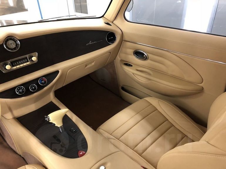 В Новосибирске продают ЗИМ с современной начинкой В Новосибирске продают ЗИМ с современной начинкой автомобиль,Россия,тюнинг